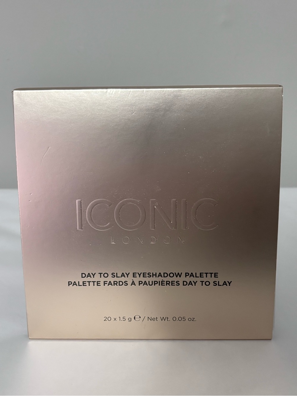 Iconic London NEW Day to Slay 20 eyeshadow palette w/ mirror IN BOX pink bronze